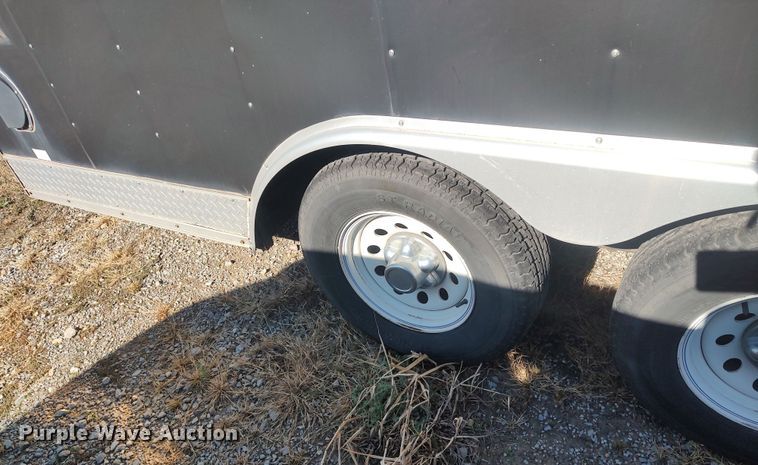 image for item KR9692 2007 Interstate I10218TA3  enclosed cargo trailer