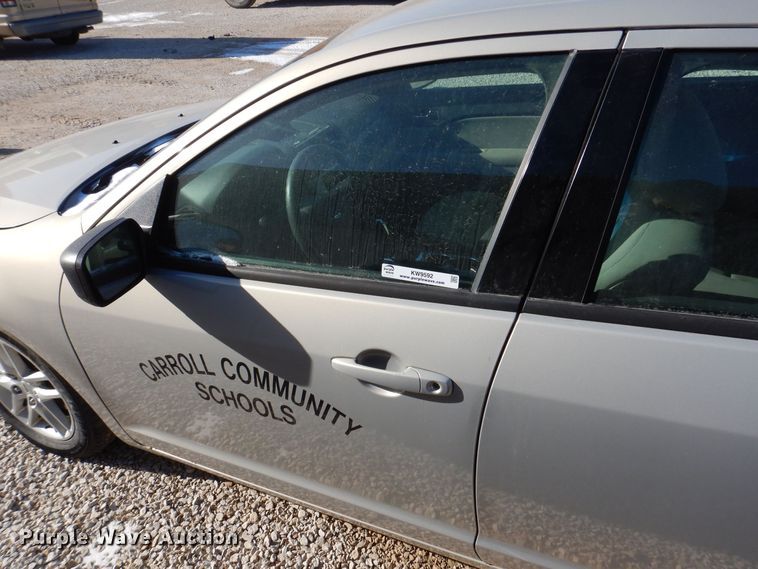 image for item KW9592 2010 Ford Fusion