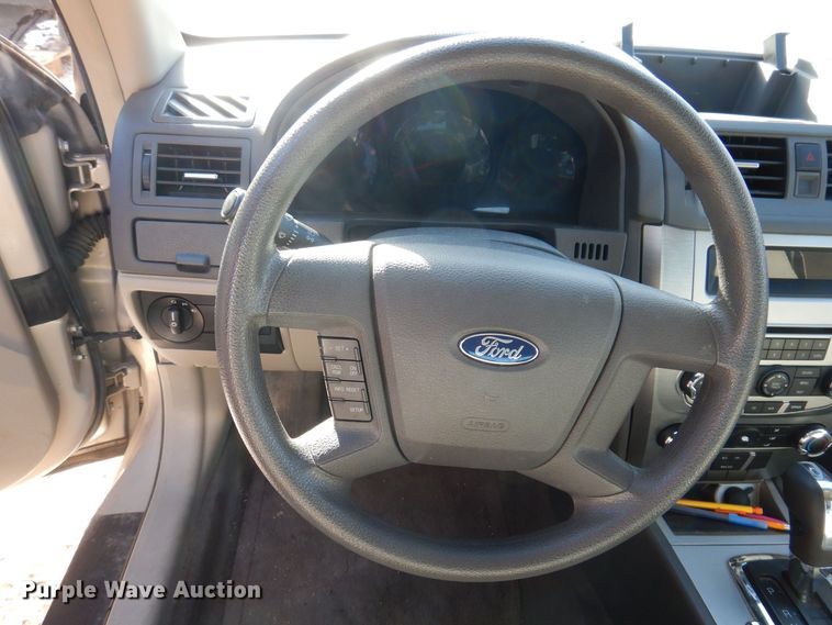 image for item KW9592 2010 Ford Fusion
