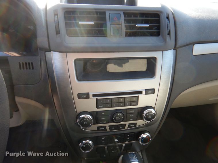 image for item KW9592 2010 Ford Fusion