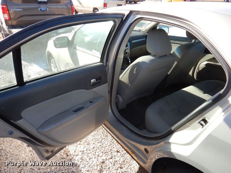 image for item KW9592 2010 Ford Fusion