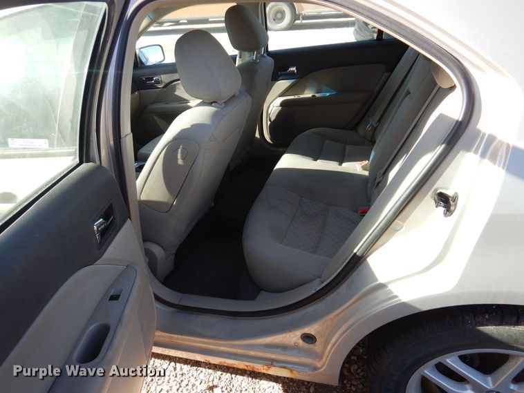 image for item KW9592 2010 Ford Fusion