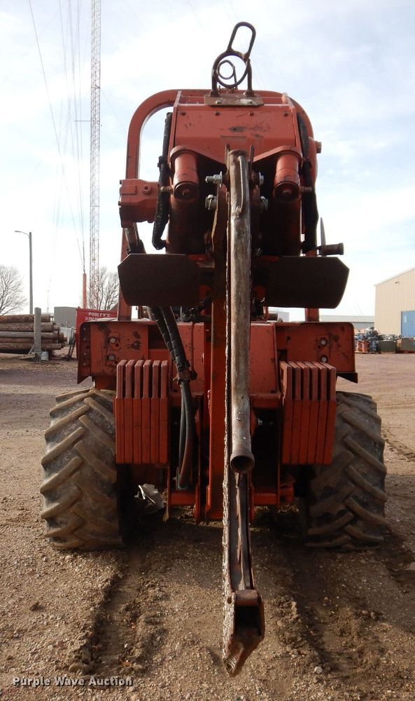 image for item KW9607 1995 Ditch Witch 8020  vibratory cable plow