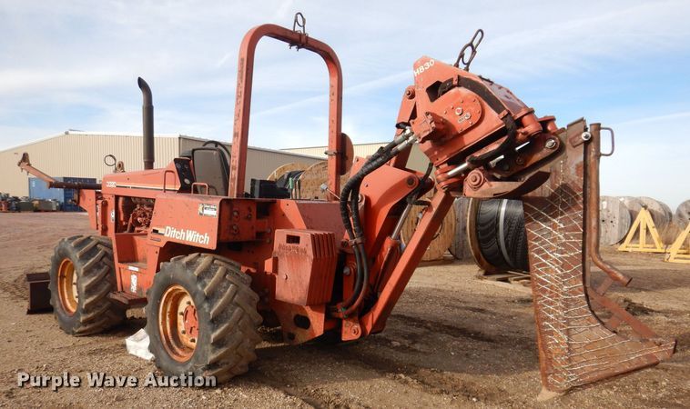 image for item KW9607 1995 Ditch Witch 8020  vibratory cable plow