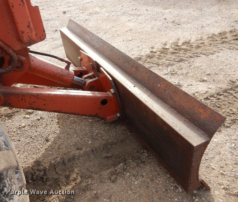 image for item KW9607 1995 Ditch Witch 8020  vibratory cable plow