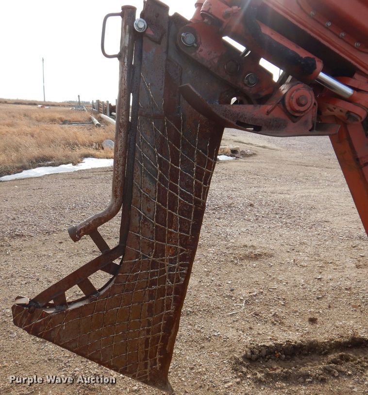 image for item KW9607 1995 Ditch Witch 8020  vibratory cable plow