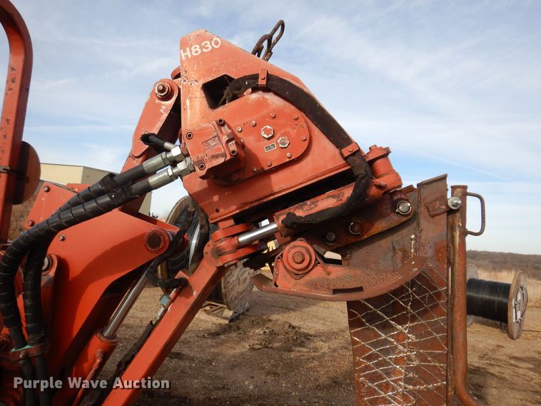 image for item KW9607 1995 Ditch Witch 8020  vibratory cable plow