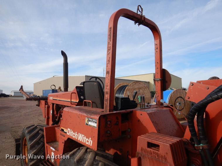 image for item KW9607 1995 Ditch Witch 8020  vibratory cable plow