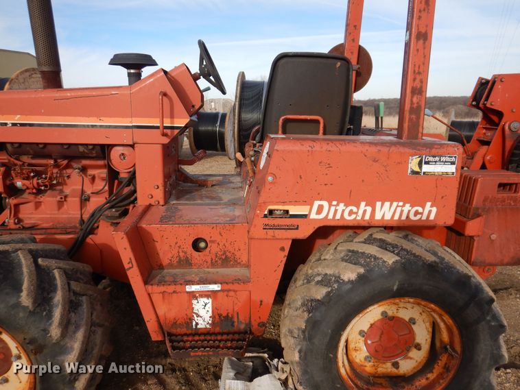 image for item KW9607 1995 Ditch Witch 8020  vibratory cable plow