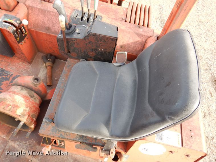image for item KW9607 1995 Ditch Witch 8020  vibratory cable plow
