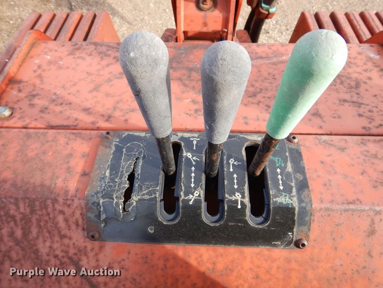 image for item KW9607 1995 Ditch Witch 8020  vibratory cable plow