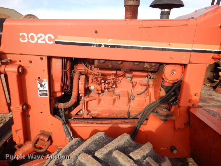 image for item KW9607 1995 Ditch Witch 8020  vibratory cable plow