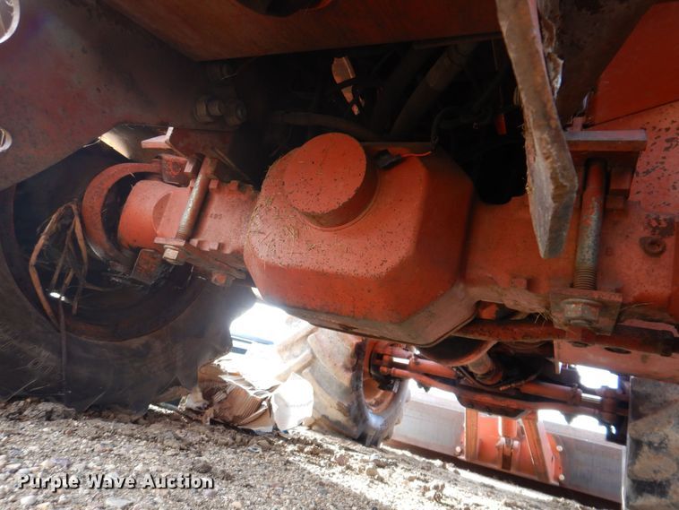 image for item KW9607 1995 Ditch Witch 8020  vibratory cable plow