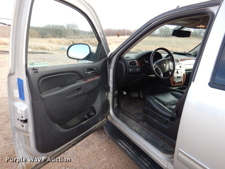 image for item KW9608 2014 Chevrolet Tahoe  SUV