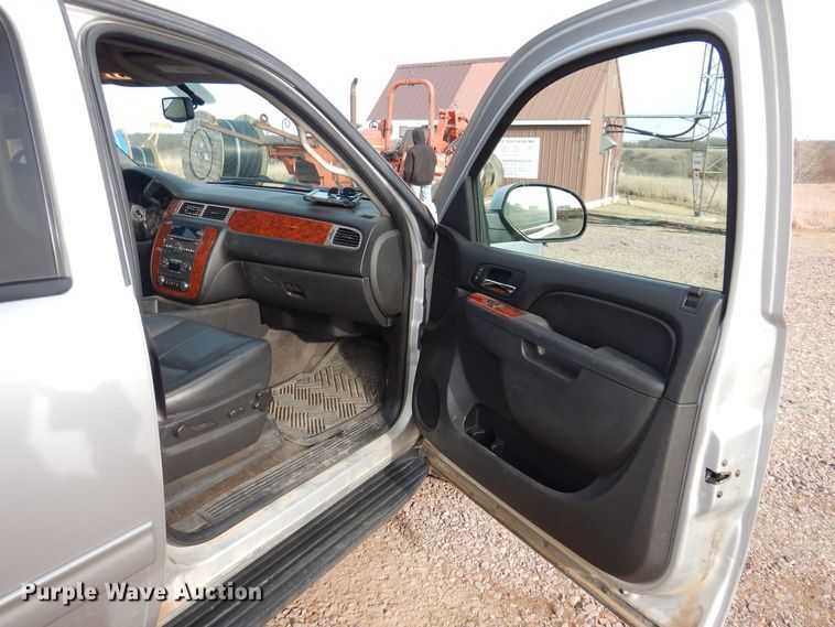 image for item KW9608 2014 Chevrolet Tahoe  SUV