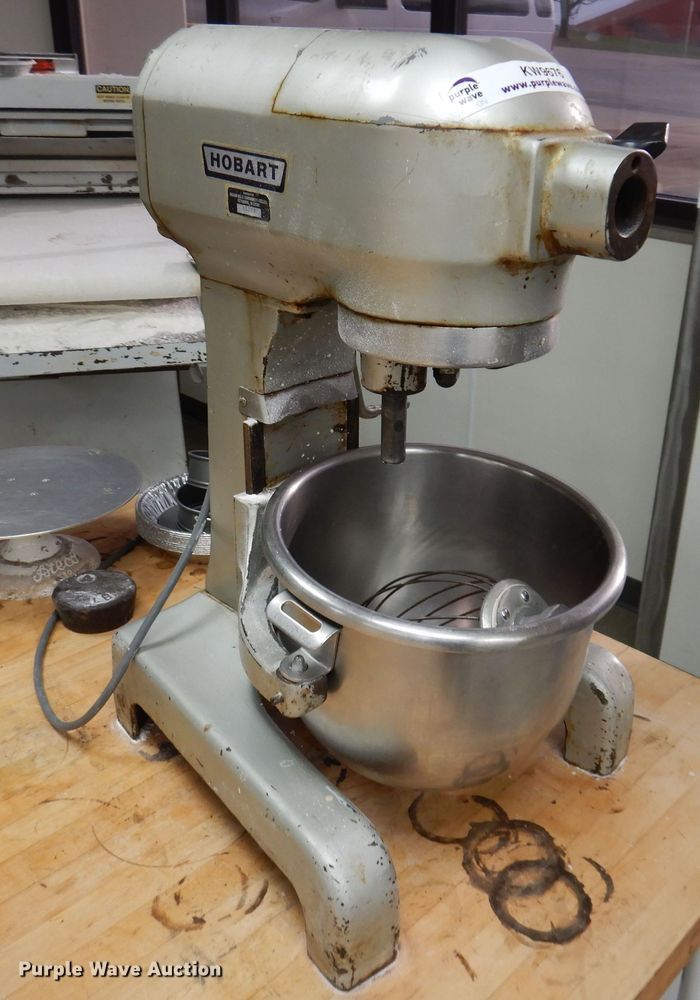 image for item KW9676 Hobart A120  mixer