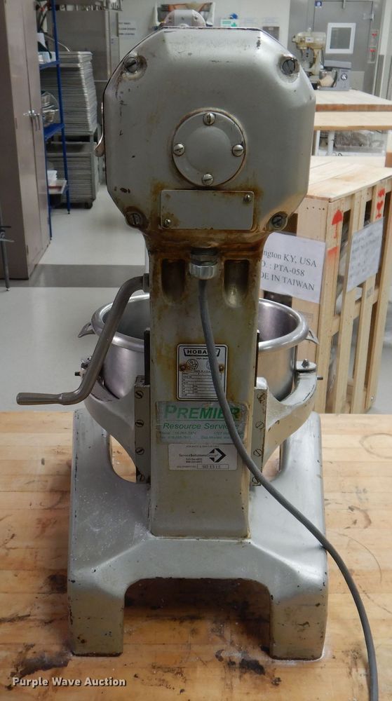 image for item KW9676 Hobart A120  mixer