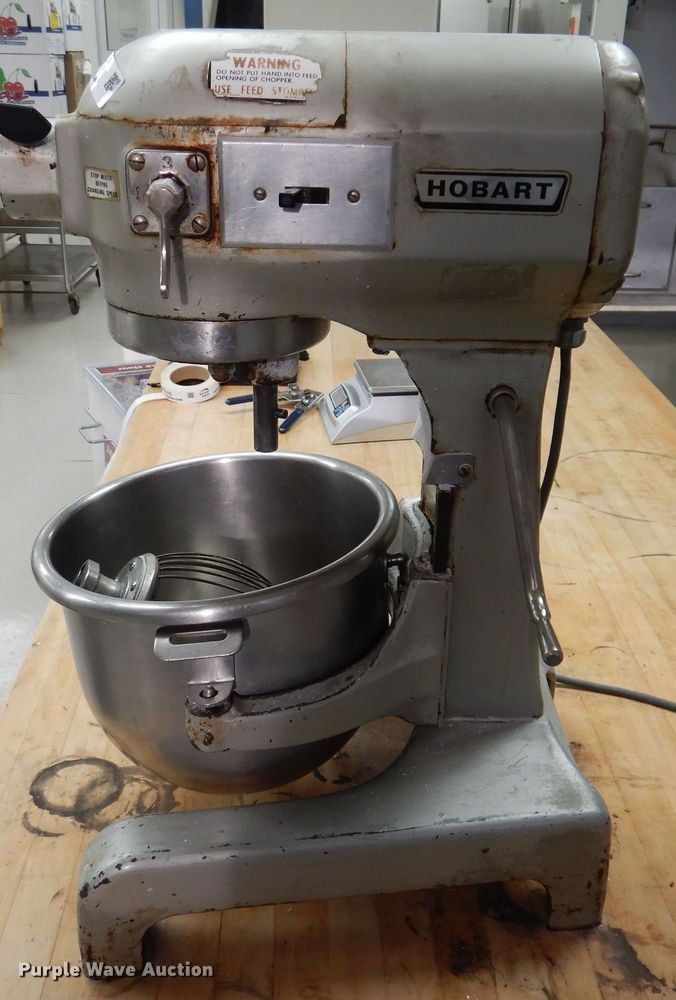 image for item KW9676 Hobart A120  mixer