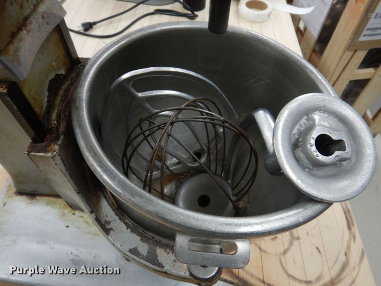 image for item KW9677 Hobart A120  mixer