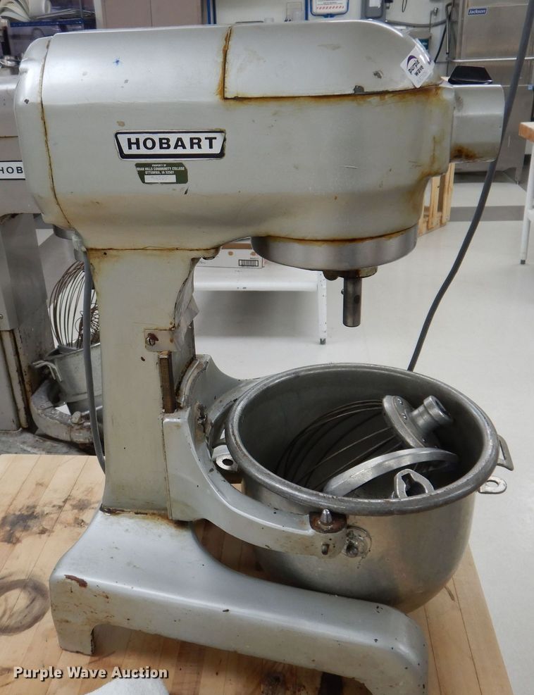 image for item KW9679 Hobart A120  mixer
