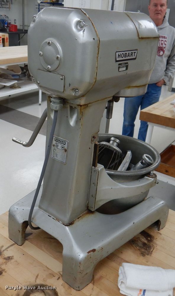 image for item KW9679 Hobart A120  mixer