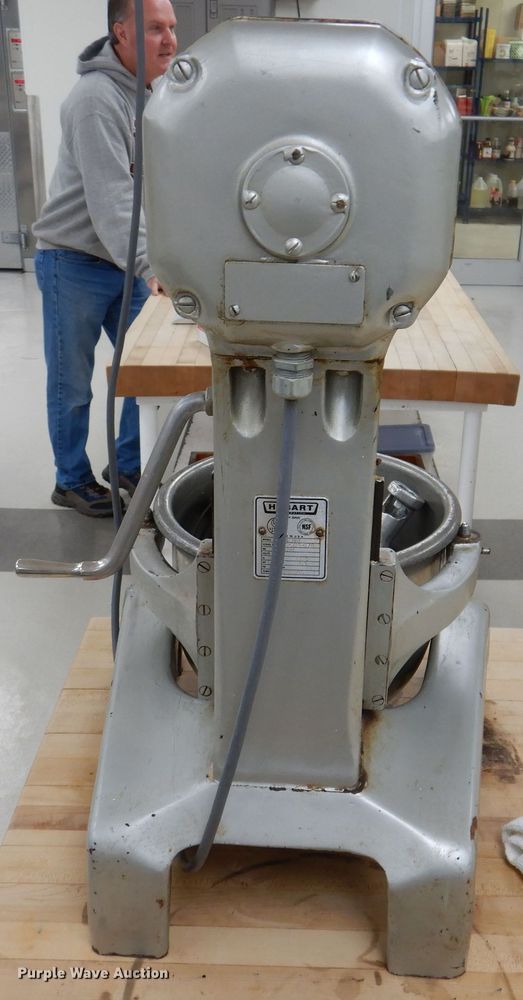 image for item KW9679 Hobart A120  mixer