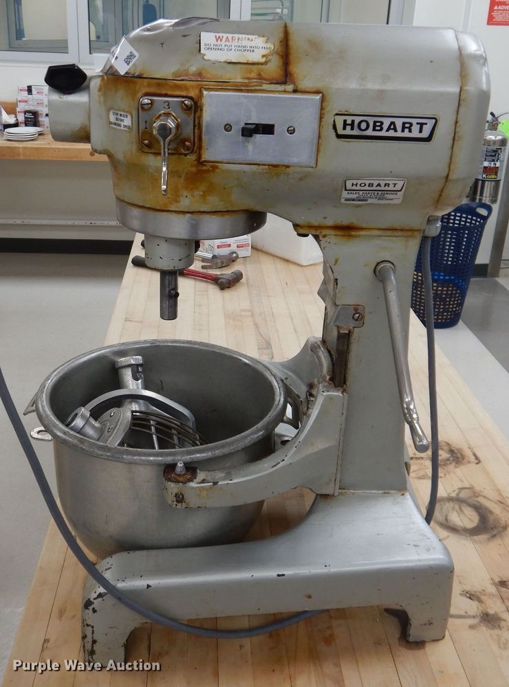 image for item KW9679 Hobart A120  mixer
