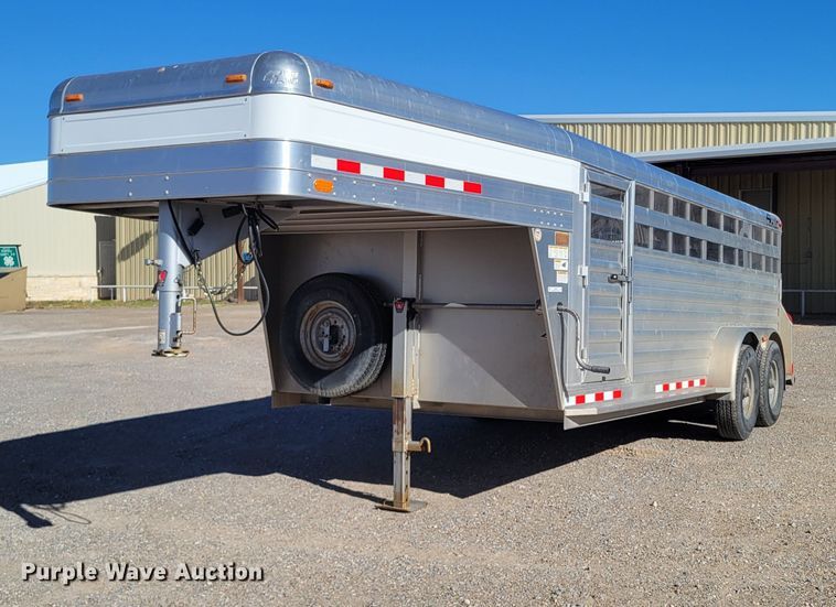 image for item LG9350 2008 4 Star Trailers  livestock trailer