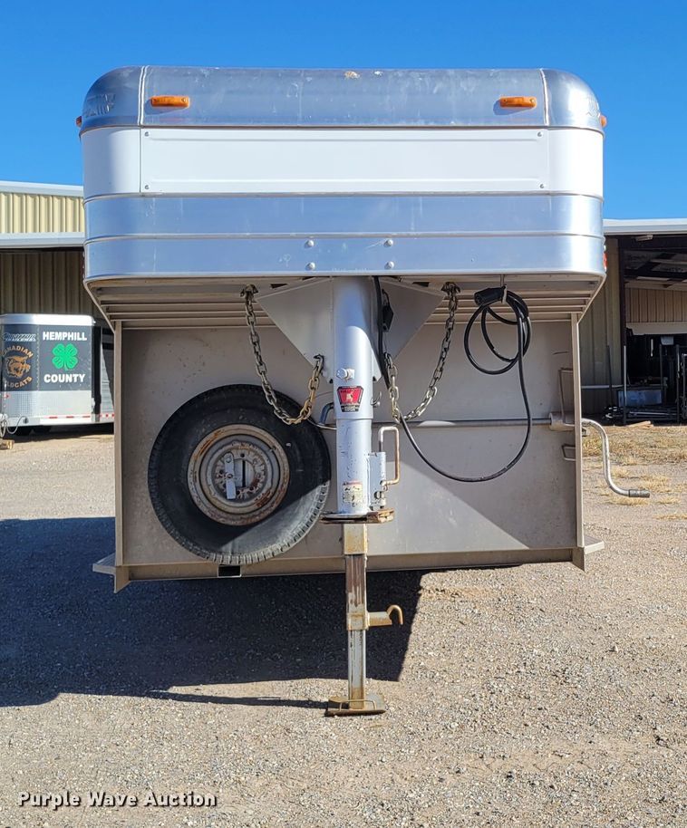 image for item LG9350 2008 4 Star Trailers  livestock trailer