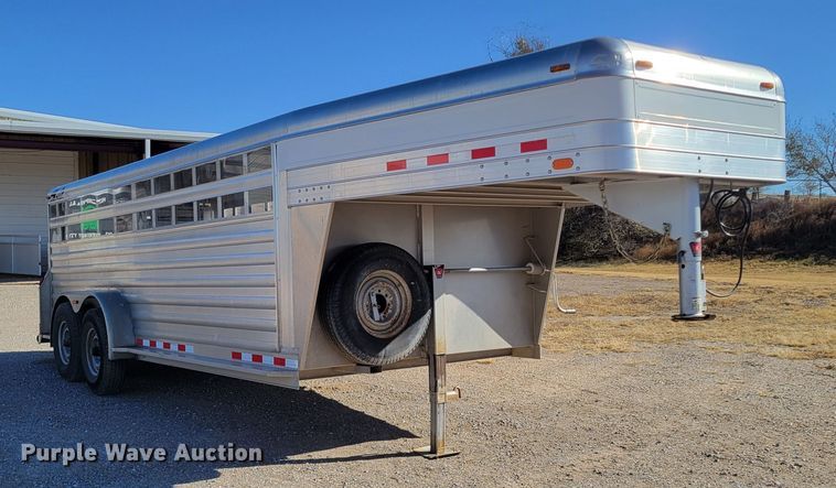 image for item LG9350 2008 4 Star Trailers  livestock trailer