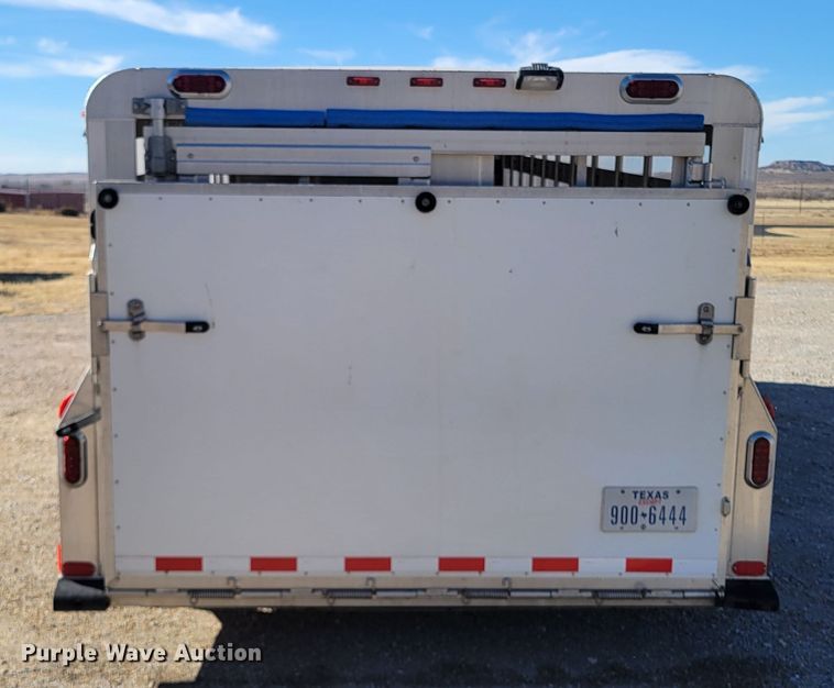 image for item LG9350 2008 4 Star Trailers  livestock trailer