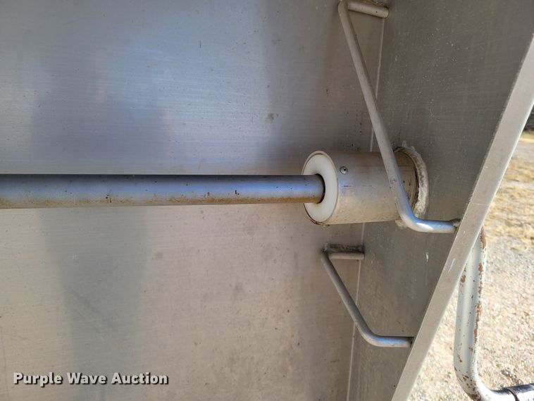 image for item LG9350 2008 4 Star Trailers  livestock trailer