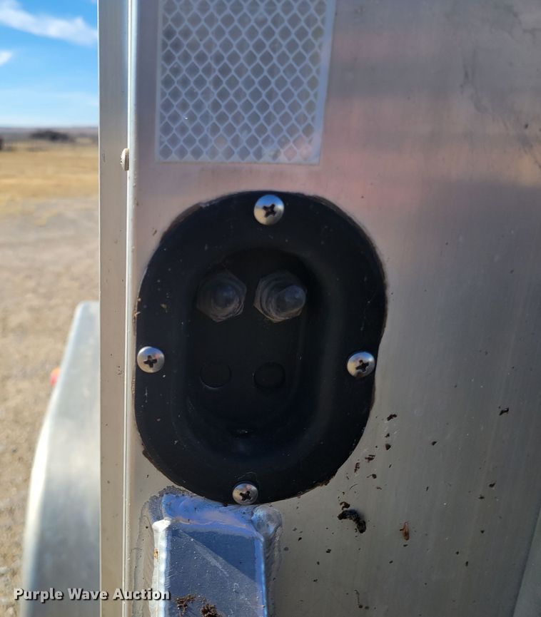 image for item LG9350 2008 4 Star Trailers  livestock trailer