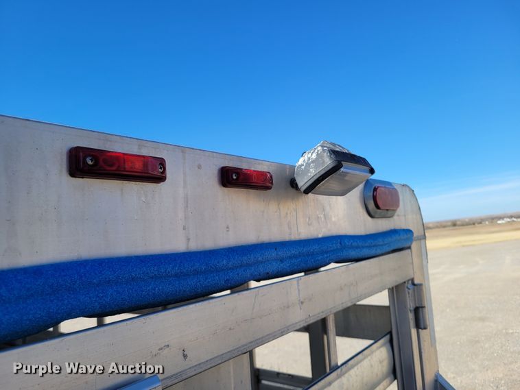 image for item LG9350 2008 4 Star Trailers  livestock trailer