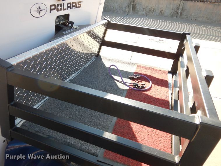 image for item LG9977 2014 Polaris Gem e6  utility vehicle