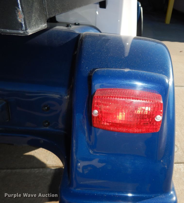 image for item LG9977 2014 Polaris Gem e6  utility vehicle