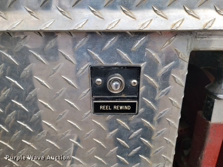 image for item LL9732 1990 Ford F800  pumper fire truck