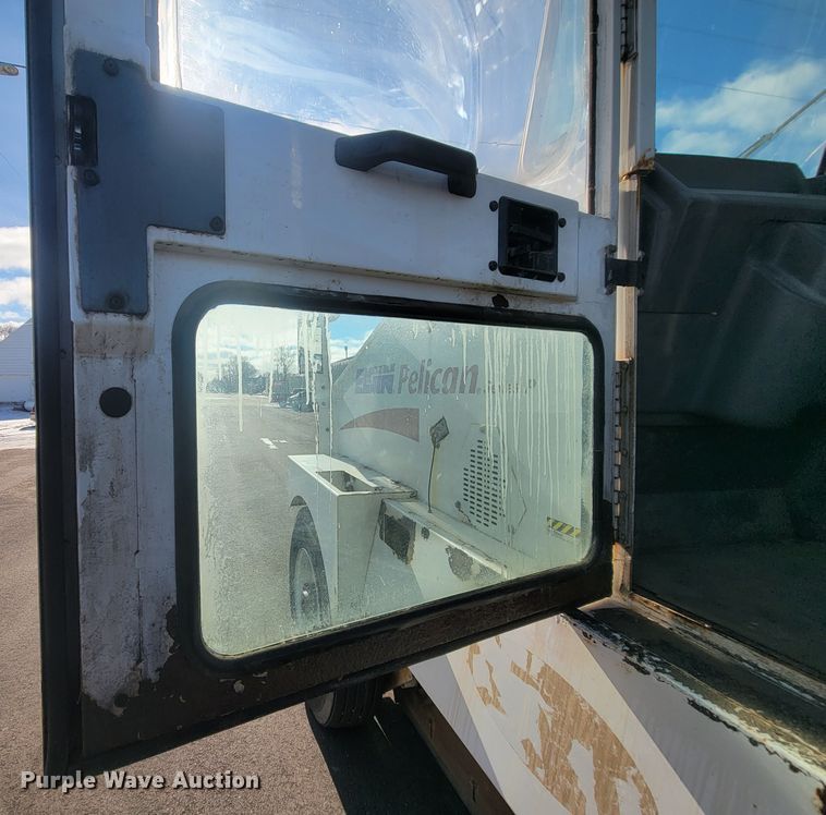 image for item LL9747 2002 Elgin Pelican P  street sweeper