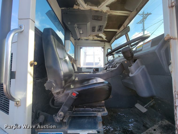 image for item LL9747 2002 Elgin Pelican P  street sweeper