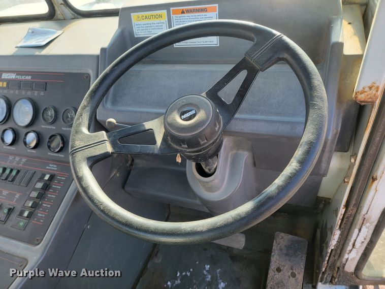 image for item LL9747 2002 Elgin Pelican P  street sweeper