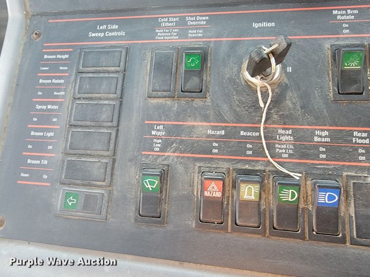 image for item LL9747 2002 Elgin Pelican P  street sweeper