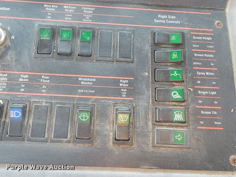 image for item LL9747 2002 Elgin Pelican P  street sweeper