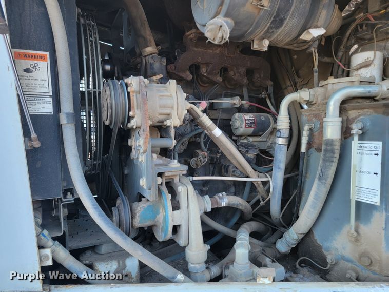 image for item LL9747 2002 Elgin Pelican P  street sweeper