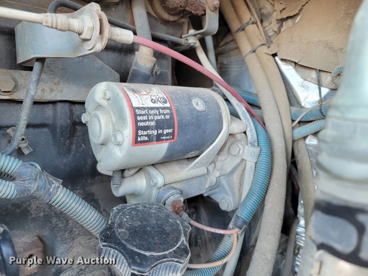 image for item LL9747 2002 Elgin Pelican P  street sweeper