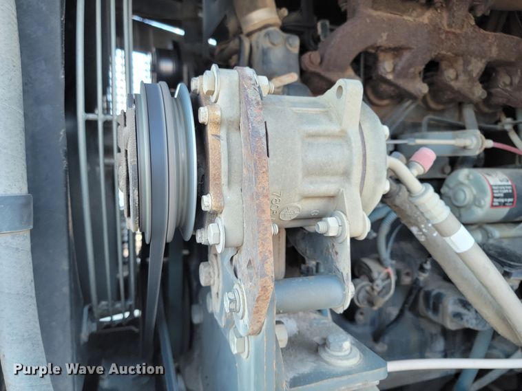 image for item LL9747 2002 Elgin Pelican P  street sweeper