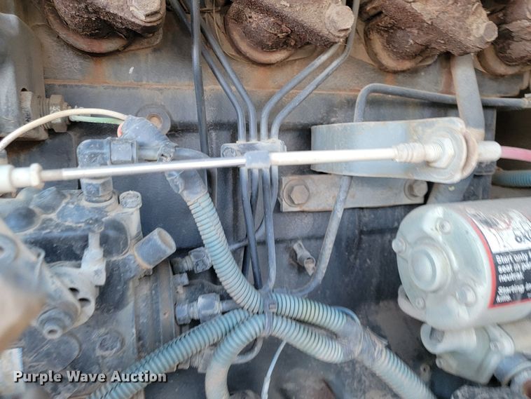 image for item LL9747 2002 Elgin Pelican P  street sweeper