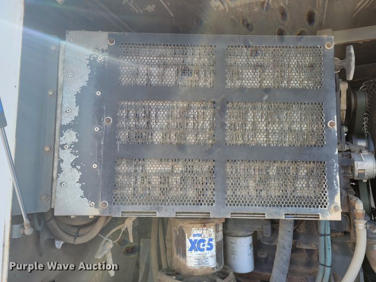 image for item LL9747 2002 Elgin Pelican P  street sweeper