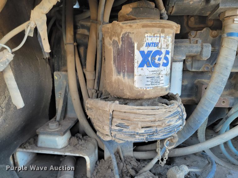 image for item LL9747 2002 Elgin Pelican P  street sweeper