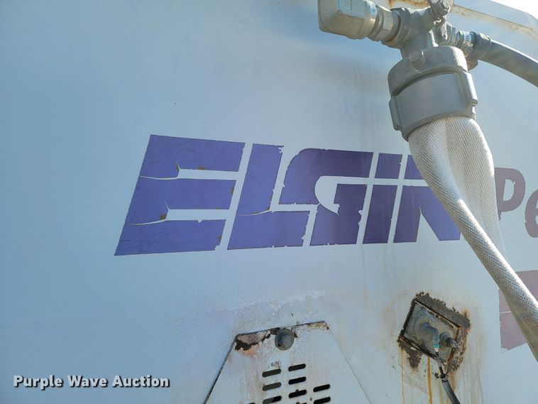 image for item LL9747 2002 Elgin Pelican P  street sweeper