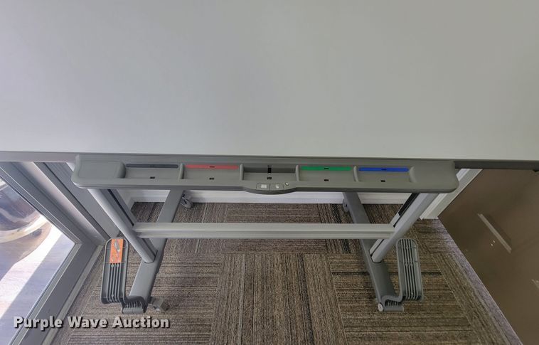 image for item LL9749 Smartboard